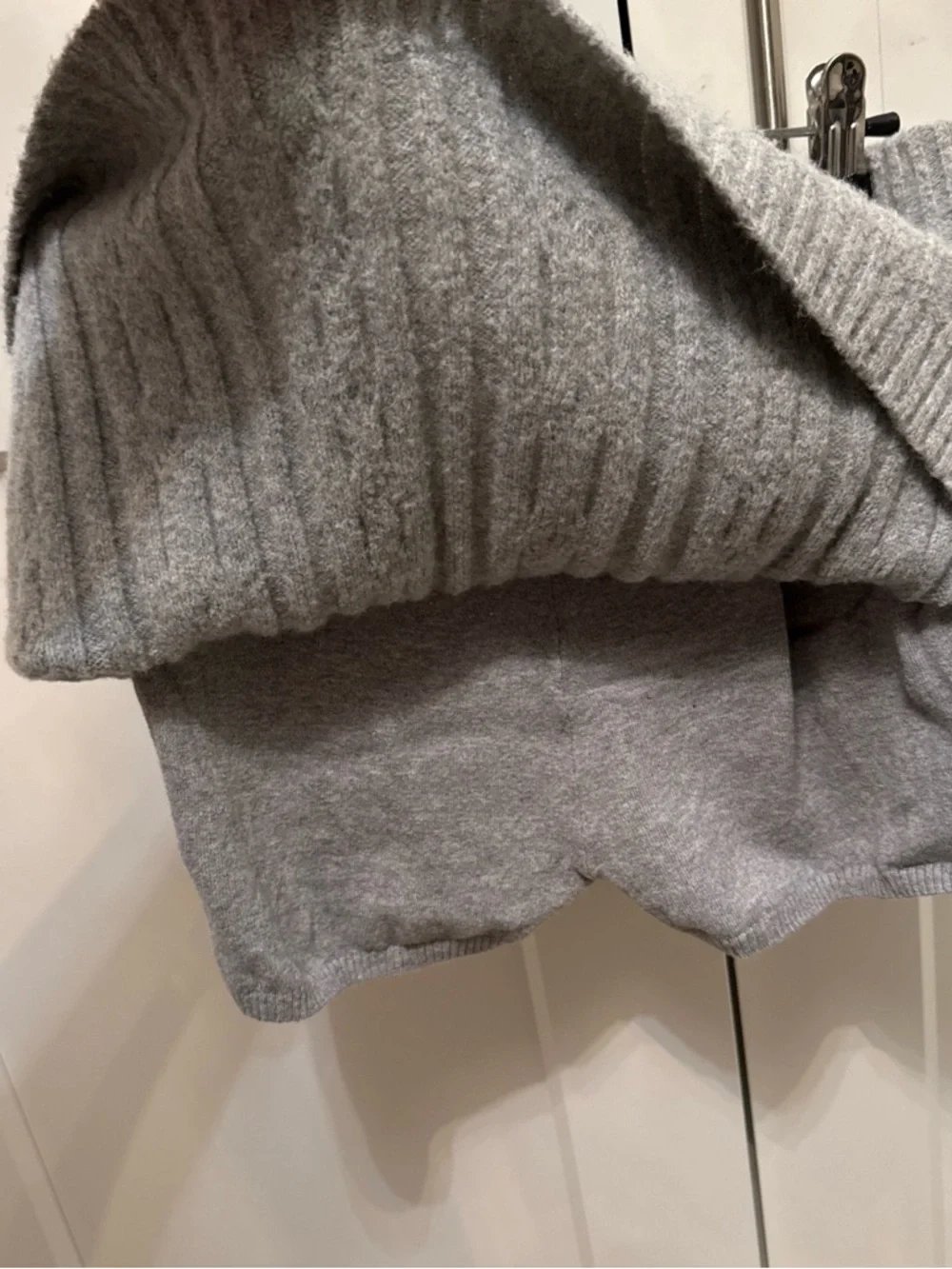 ALO Yoga Cable Knit Winter Bliss Mini Skirt